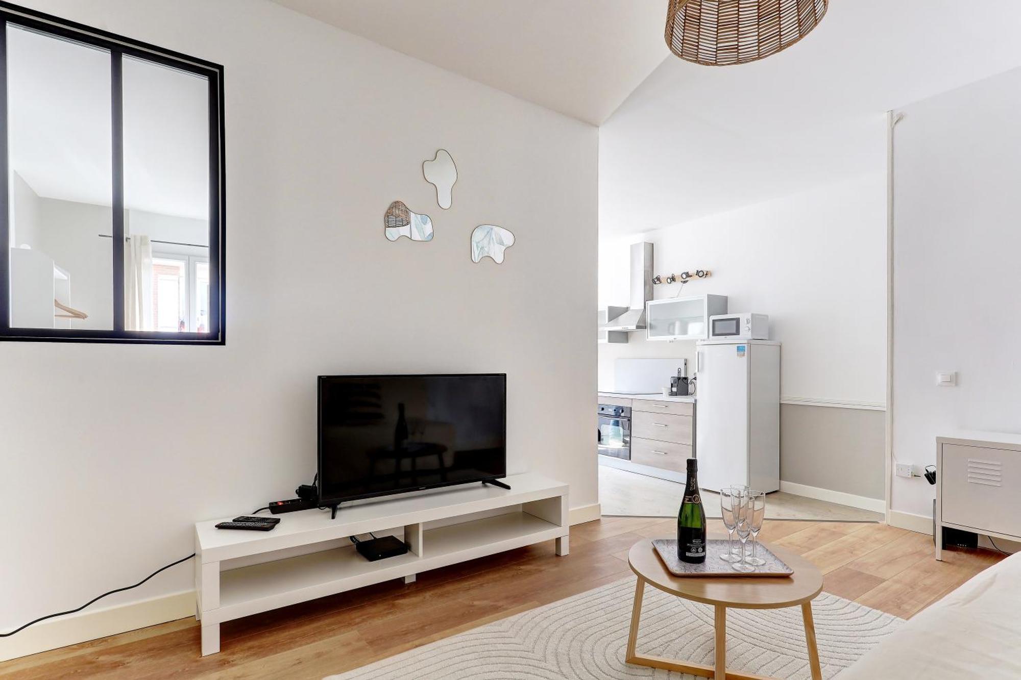 Le Bubbly - Appartement Lumineux De 50M² إيبيرني المظهر الخارجي الصورة